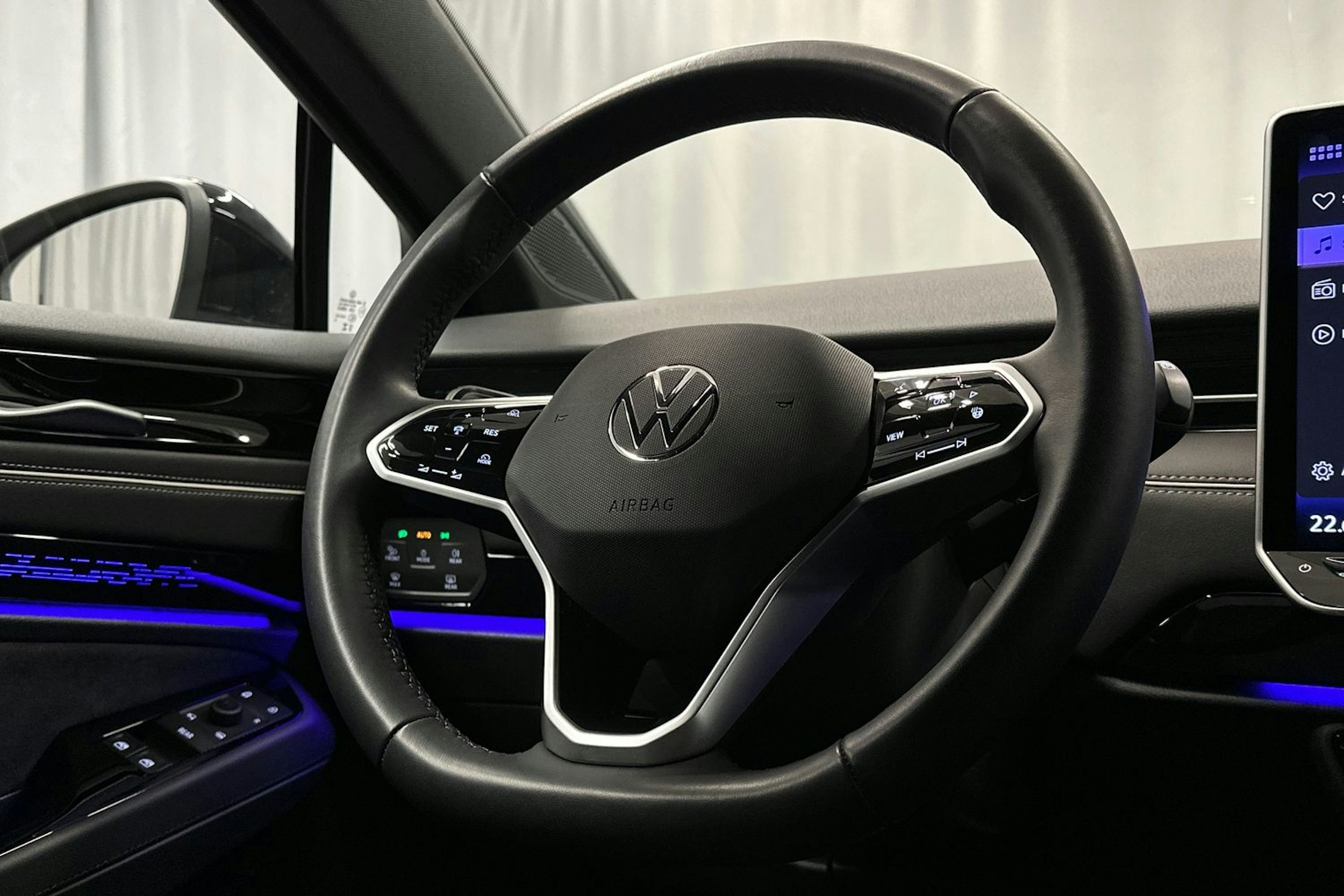 harmaa Volkswagen ID.7 2025 kuva 17.
