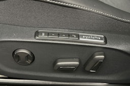harmaa Volkswagen ID.7 2025 kuva 19.