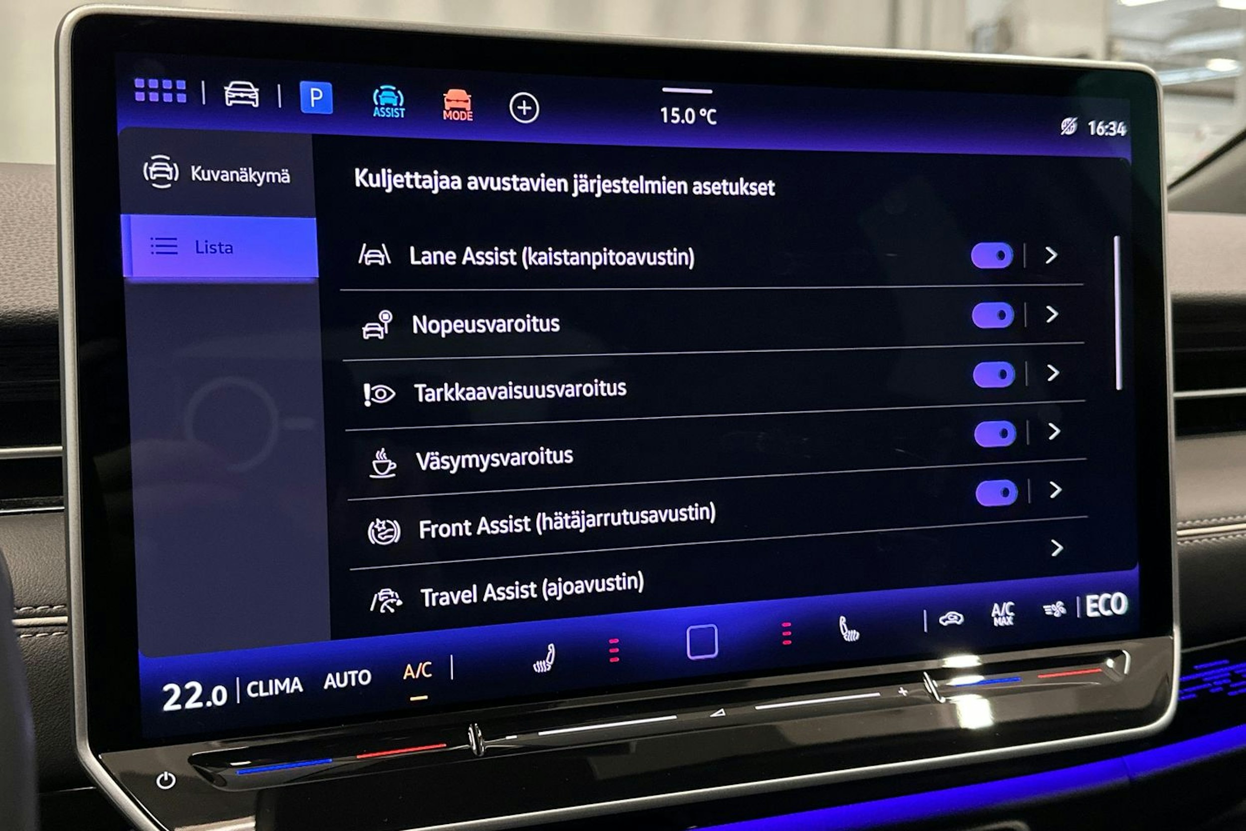 harmaa Volkswagen ID.7 2025 kuva 28.
