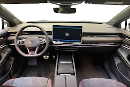 sininen Volkswagen ID.7 2025 kuva 7.