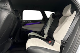 harmaa Volkswagen ID.7 2025 kuva 10.