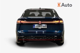 sininen Volkswagen ID.7 2025 kuva 3.