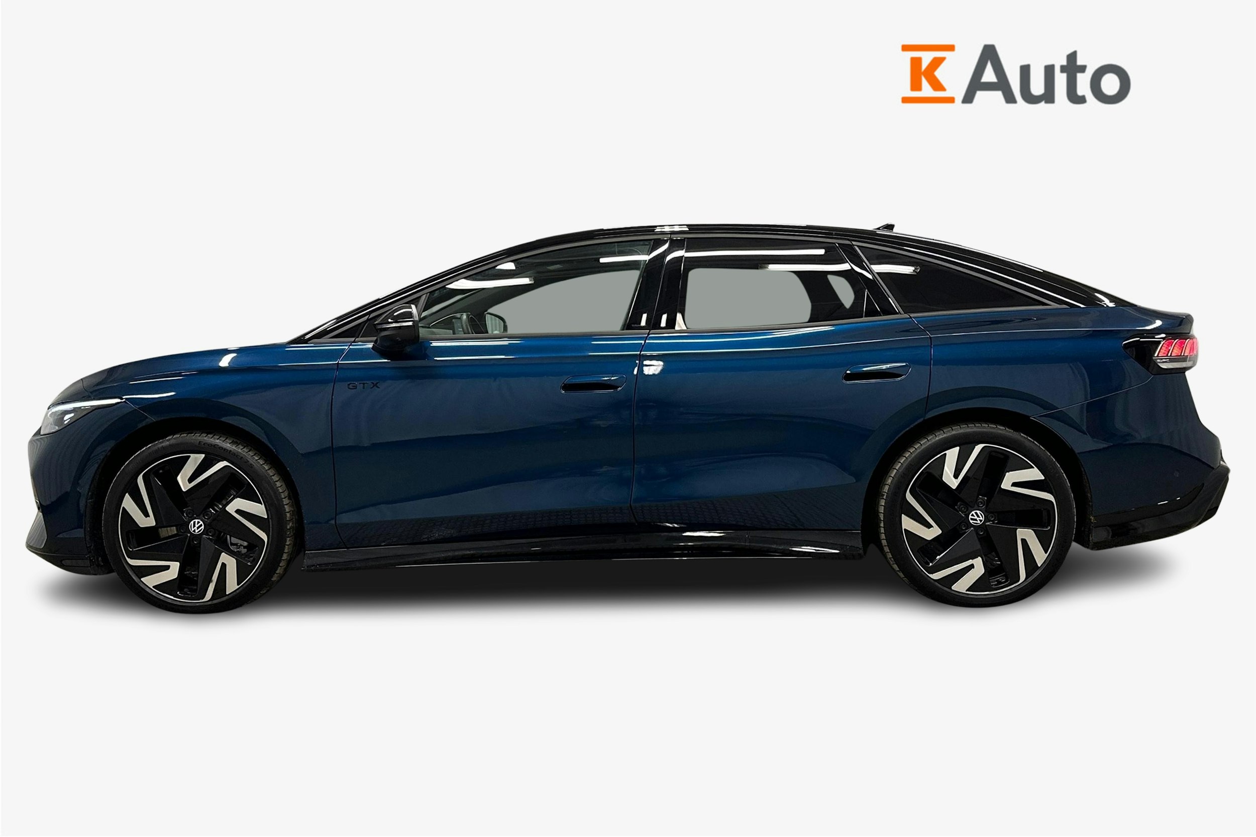 sininen Volkswagen ID.7 2025 kuva 6.