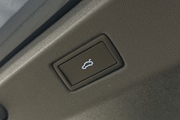 sininen Volkswagen ID.7 2025 kuva 15.