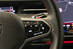 sininen Volkswagen ID.7 2025 kuva 23.