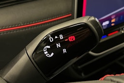 sininen Volkswagen ID.7 2025 kuva 24.