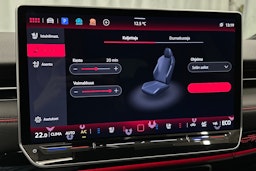 sininen Volkswagen ID.7 2025 kuva 35.