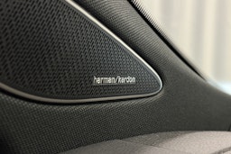 sininen Volkswagen ID.7 2025 kuva 37.