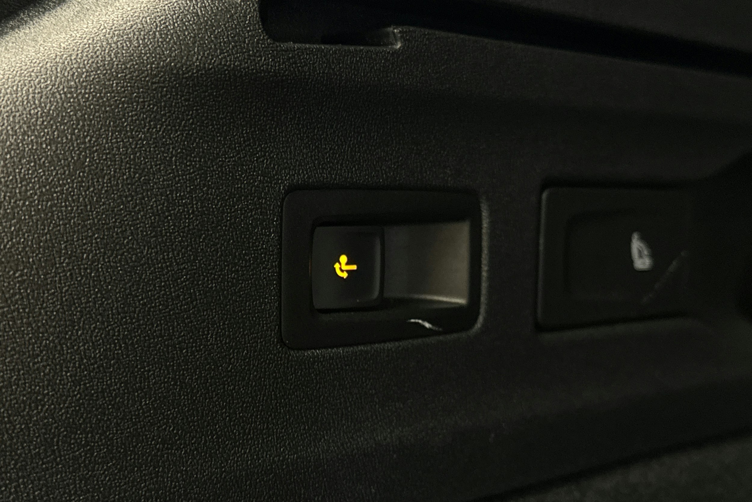 sininen Volkswagen ID.7 2025 kuva 15.