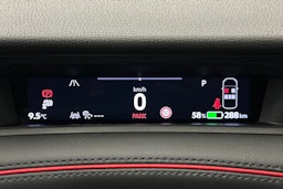 sininen Volkswagen ID.7 2025 kuva 24.