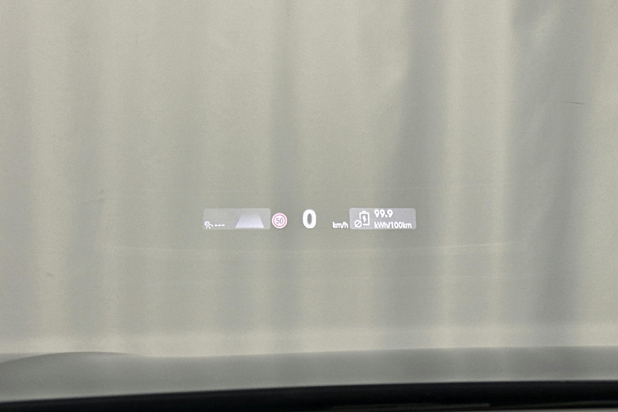 sininen Volkswagen ID.7 2025 kuva 25.