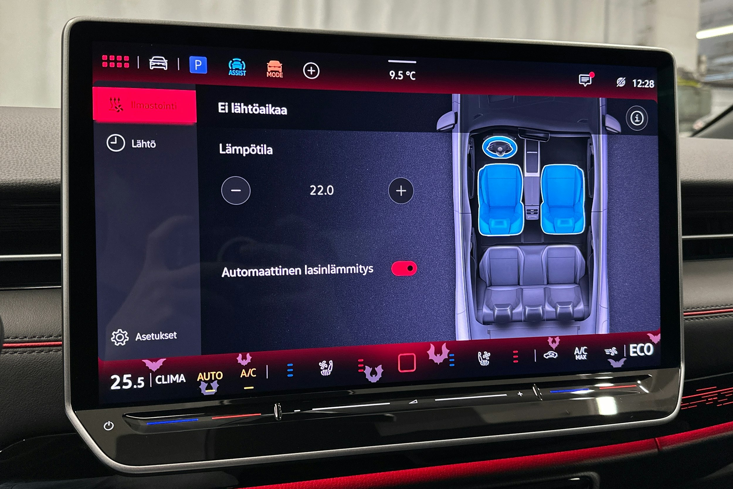 sininen Volkswagen ID.7 2025 kuva 29.