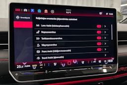 sininen Volkswagen ID.7 2025 kuva 30.