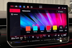 sininen Volkswagen ID.7 2025 kuva 32.