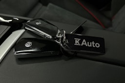 sininen Volkswagen ID.7 2025 kuva 37.