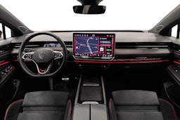 punainen Volkswagen ID.7 2025 kuva 7.