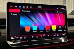 punainen Volkswagen ID.7 2025 kuva 30.