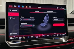 punainen Volkswagen ID.7 2025 kuva 32.