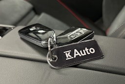 punainen Volkswagen ID.7 2025 kuva 36.