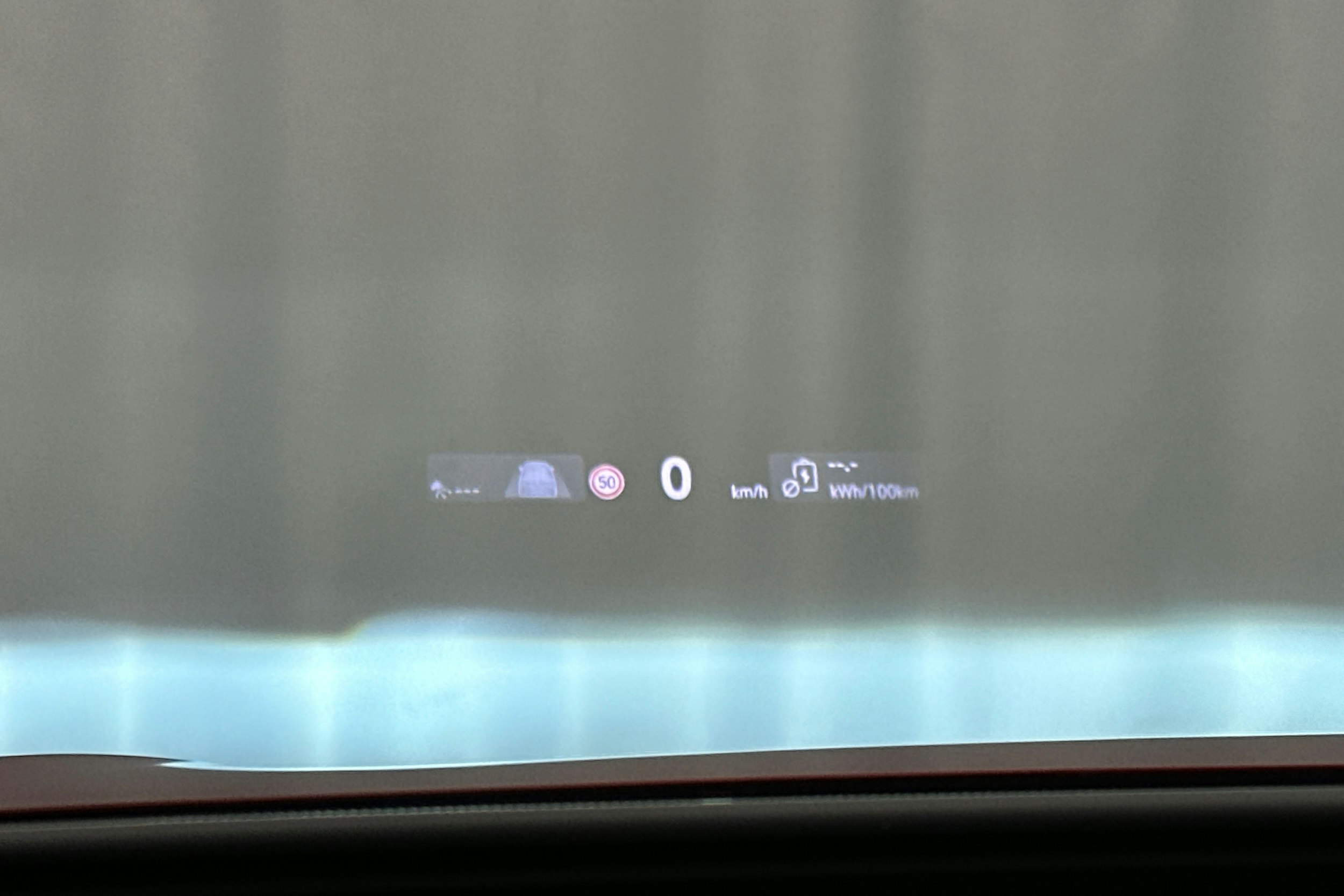 punainen Volkswagen ID.7 2025 kuva 24.