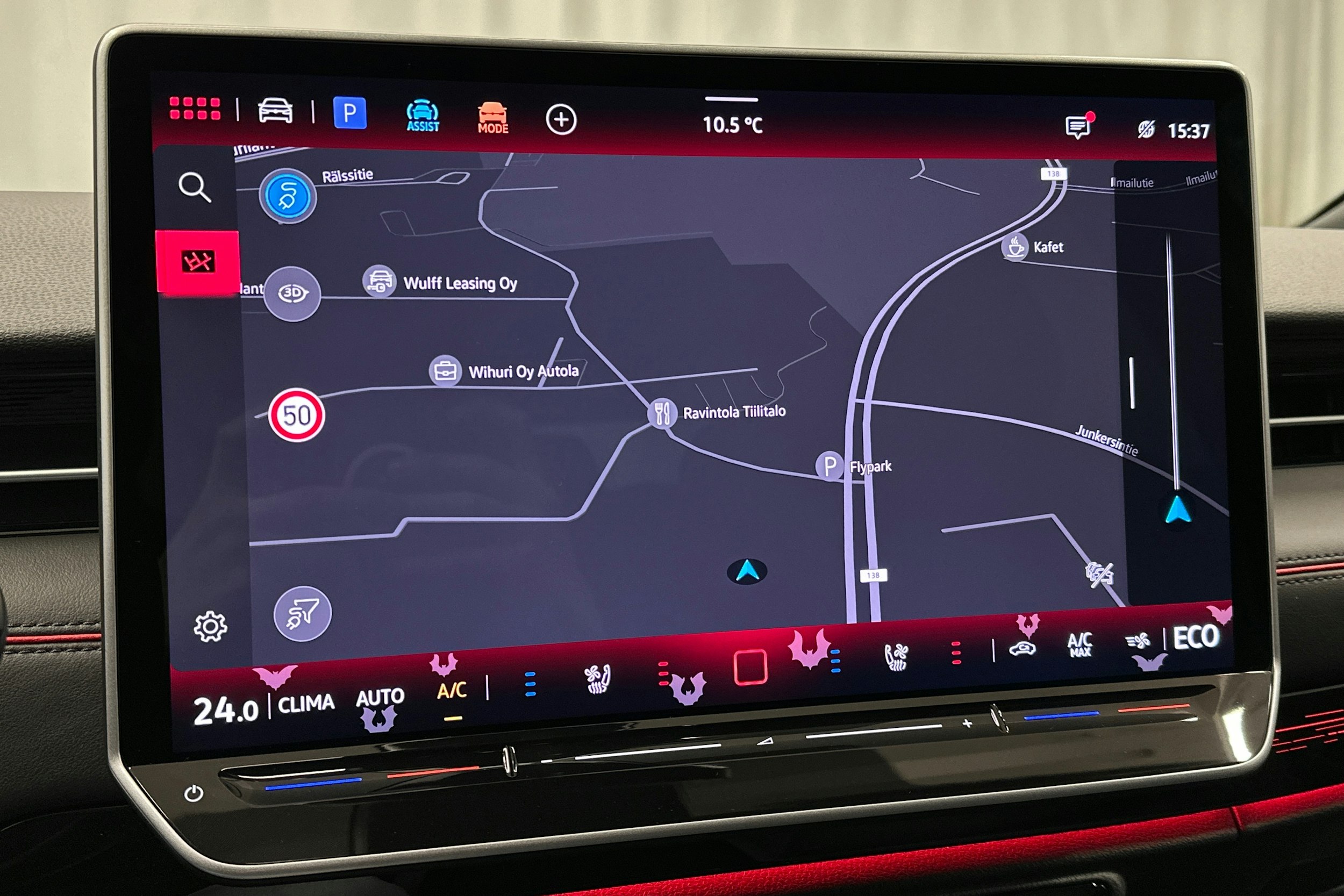 punainen Volkswagen ID.7 2025 kuva 27.