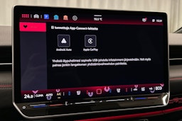 punainen Volkswagen ID.7 2025 kuva 28.