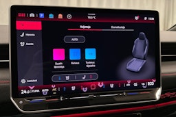 punainen Volkswagen ID.7 2025 kuva 34.