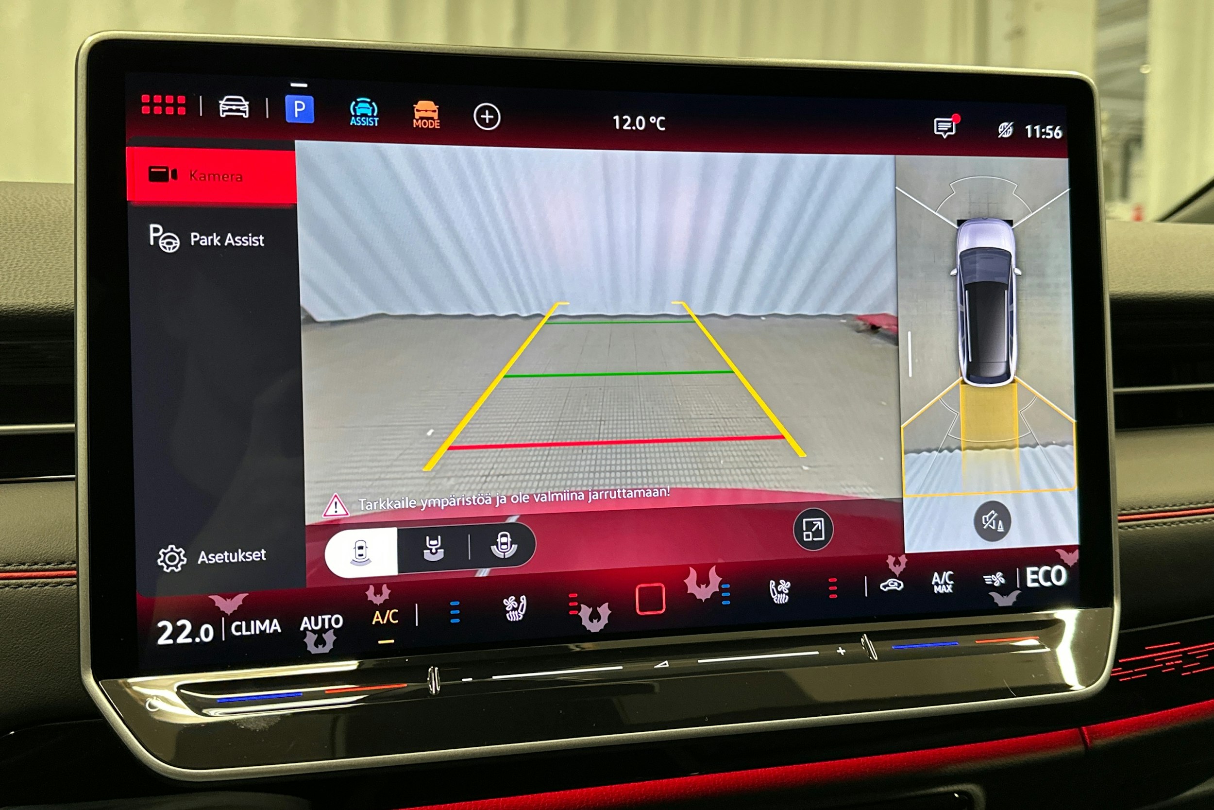 punainen Volkswagen ID.7 2025 kuva 36.