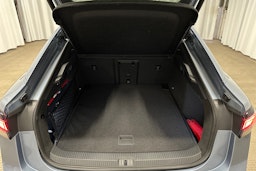 sininen Volkswagen ID.7 2025 kuva 11.