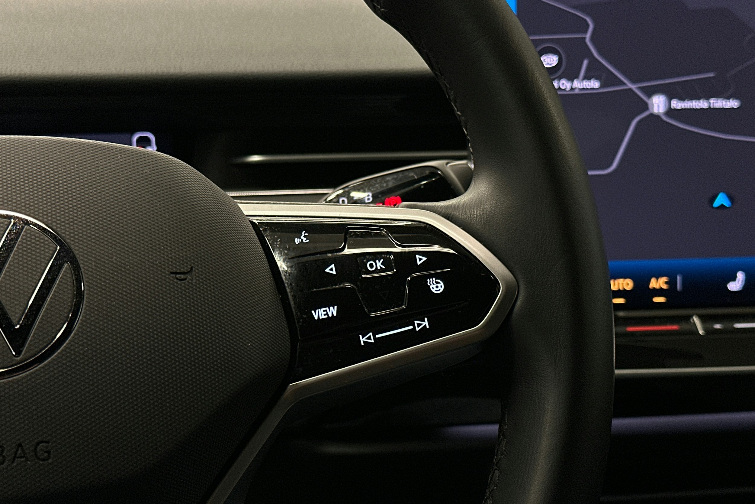 sininen Volkswagen ID.7 2025 kuva 20.