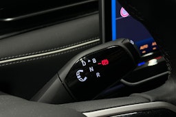 sininen Volkswagen ID.7 2025 kuva 21.