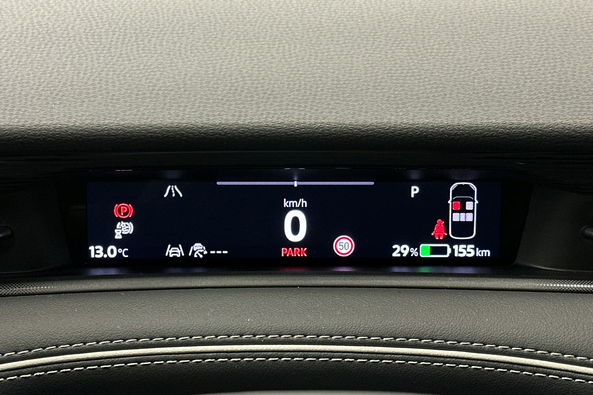 sininen Volkswagen ID.7 2025 kuva 22.