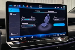 sininen Volkswagen ID.7 2025 kuva 31.