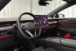 harmaa Volkswagen ID.7 2025 kuva 7.