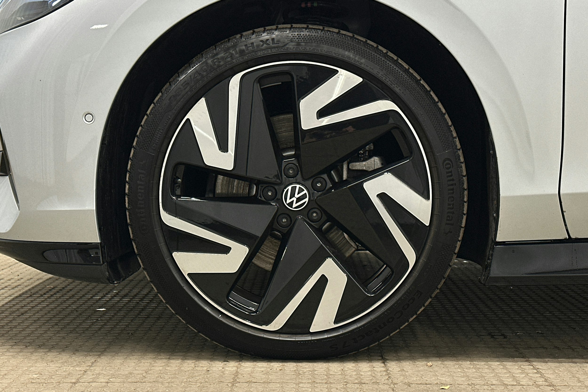 harmaa Volkswagen ID.7 2025 kuva 11.