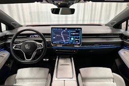 punainen Volkswagen ID.7 2025 kuva 9.