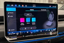 punainen Volkswagen ID.7 2025 kuva 31.