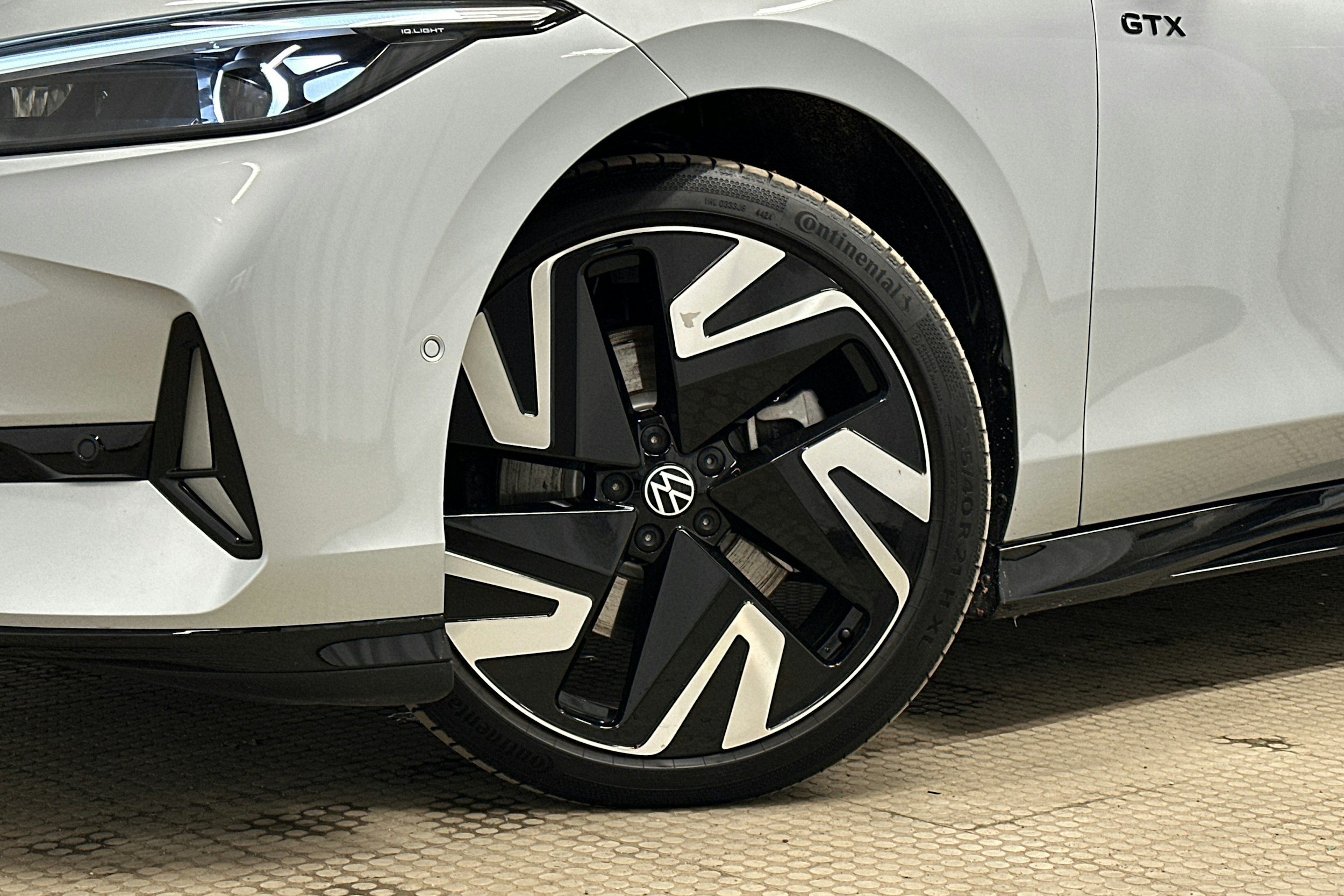 harmaa Volkswagen ID.7 2025 kuva 11.