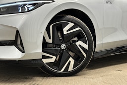 harmaa Volkswagen ID.7 2025 kuva 11.