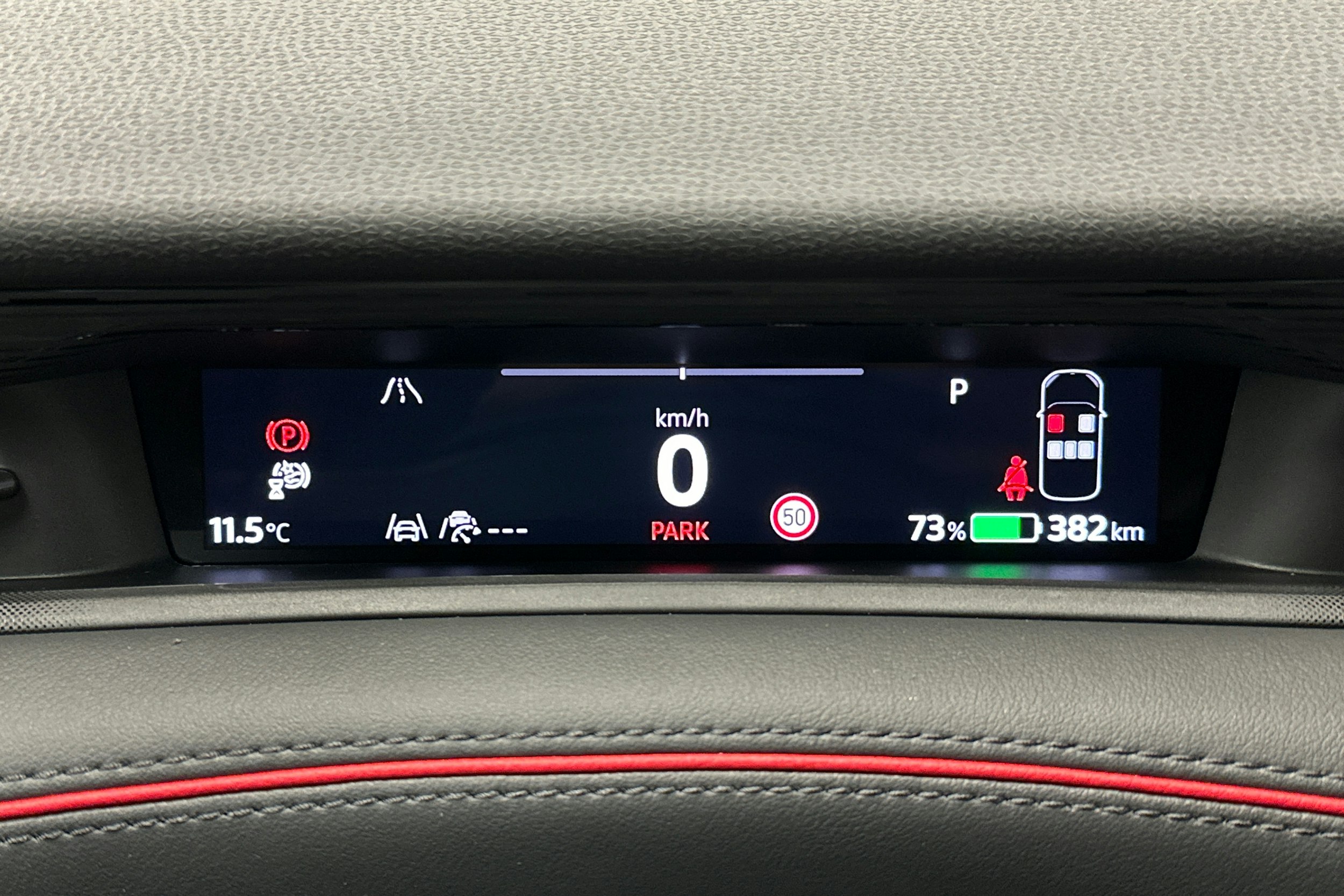 harmaa Volkswagen ID.7 2025 kuva 24.