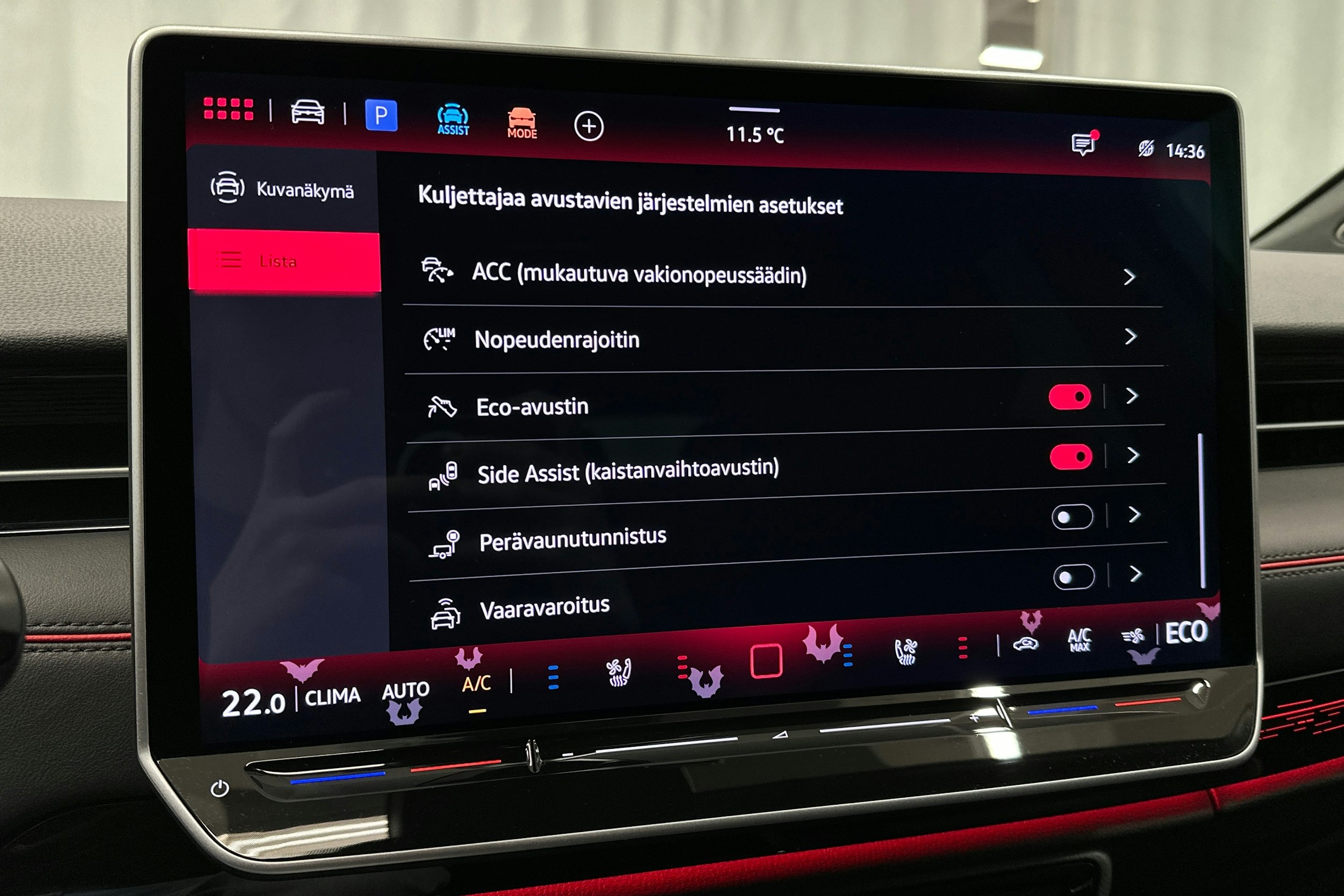 harmaa Volkswagen ID.7 2025 kuva 32.