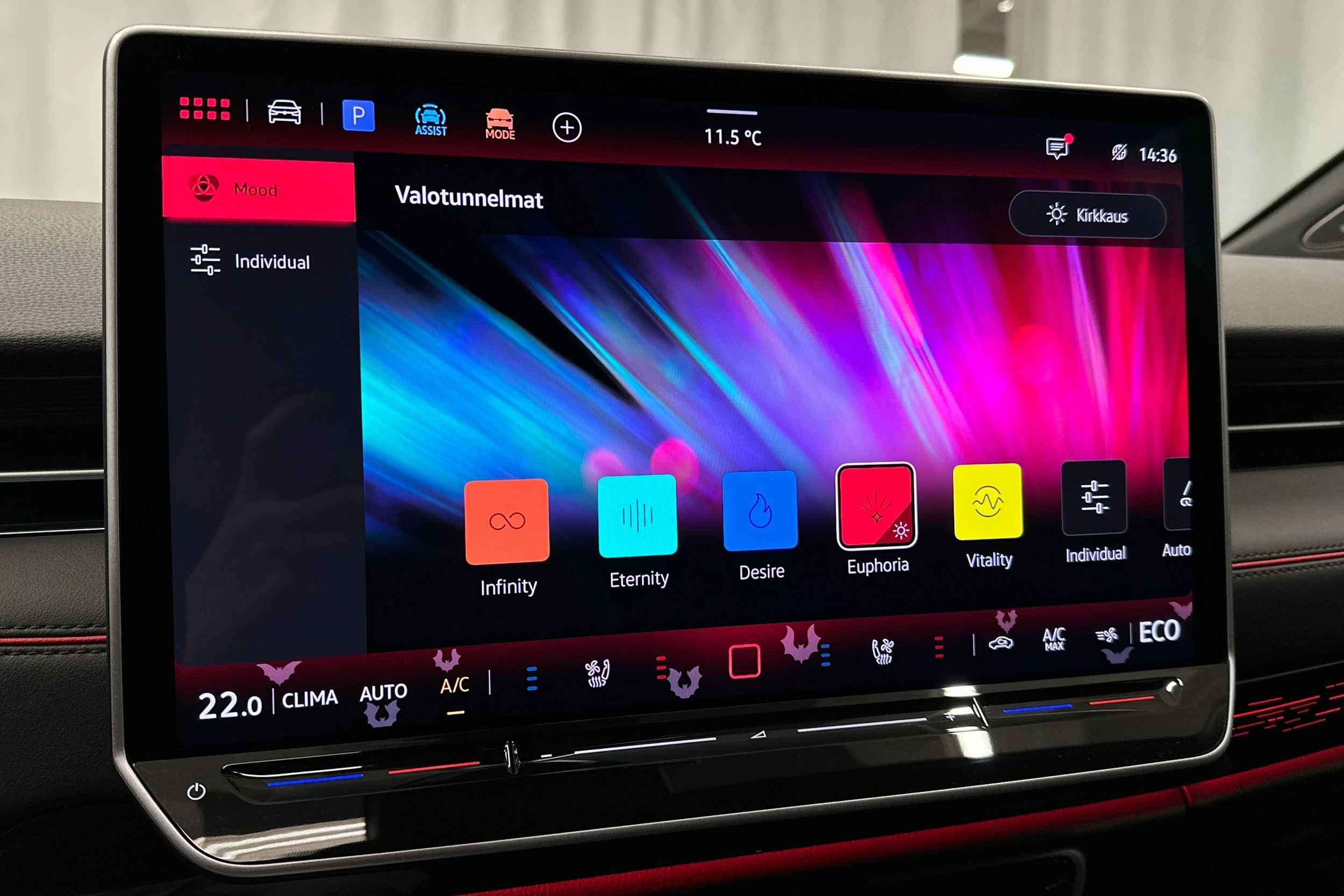 harmaa Volkswagen ID.7 2025 kuva 33.