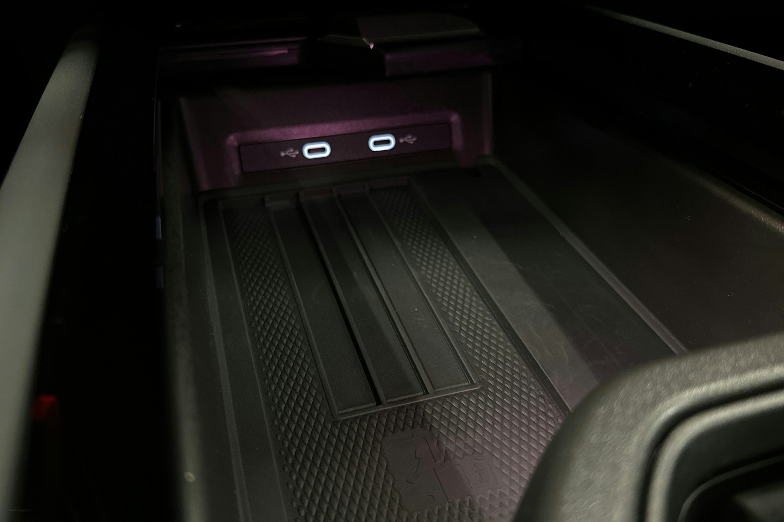 harmaa Volkswagen ID.7 2025 kuva 37.