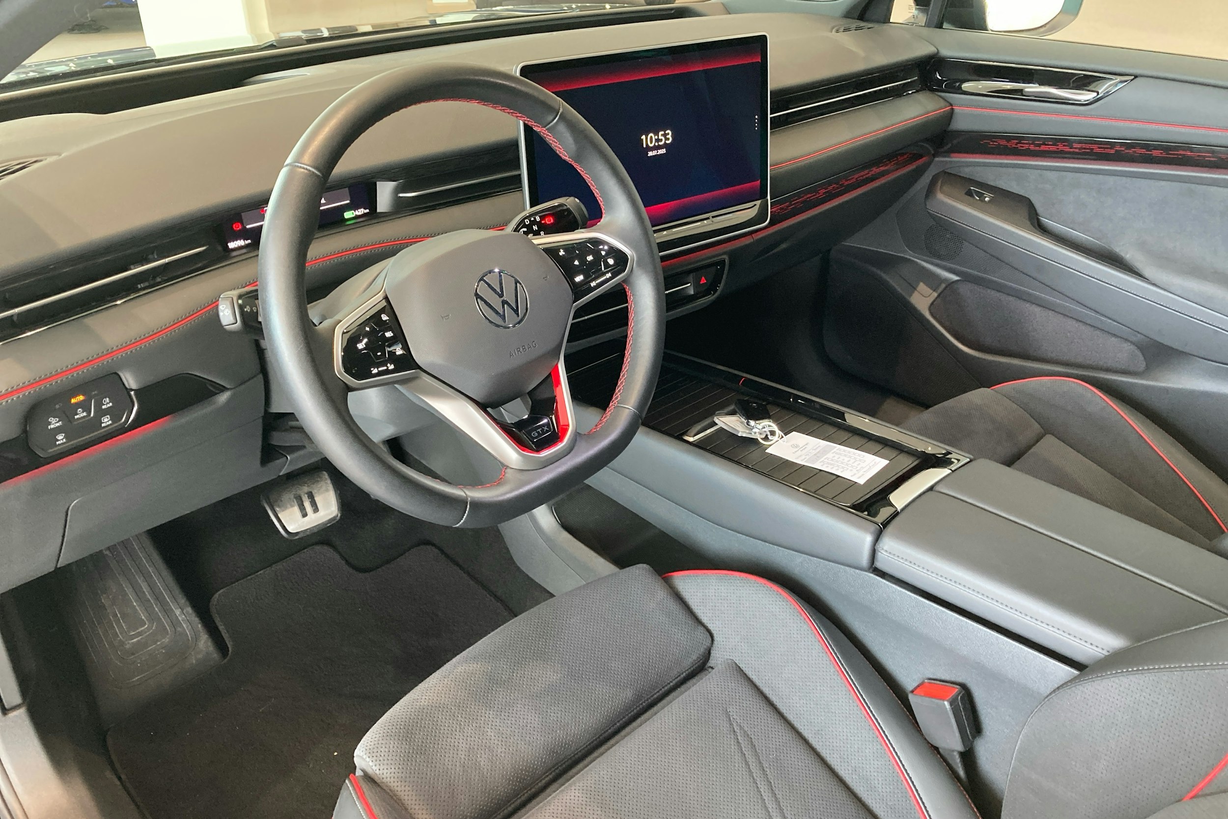 musta Volkswagen ID.7 2025 kuva 6.