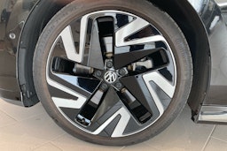 musta Volkswagen ID.7 2025 kuva 9.