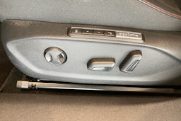 musta Volkswagen ID.7 2025 kuva 12.