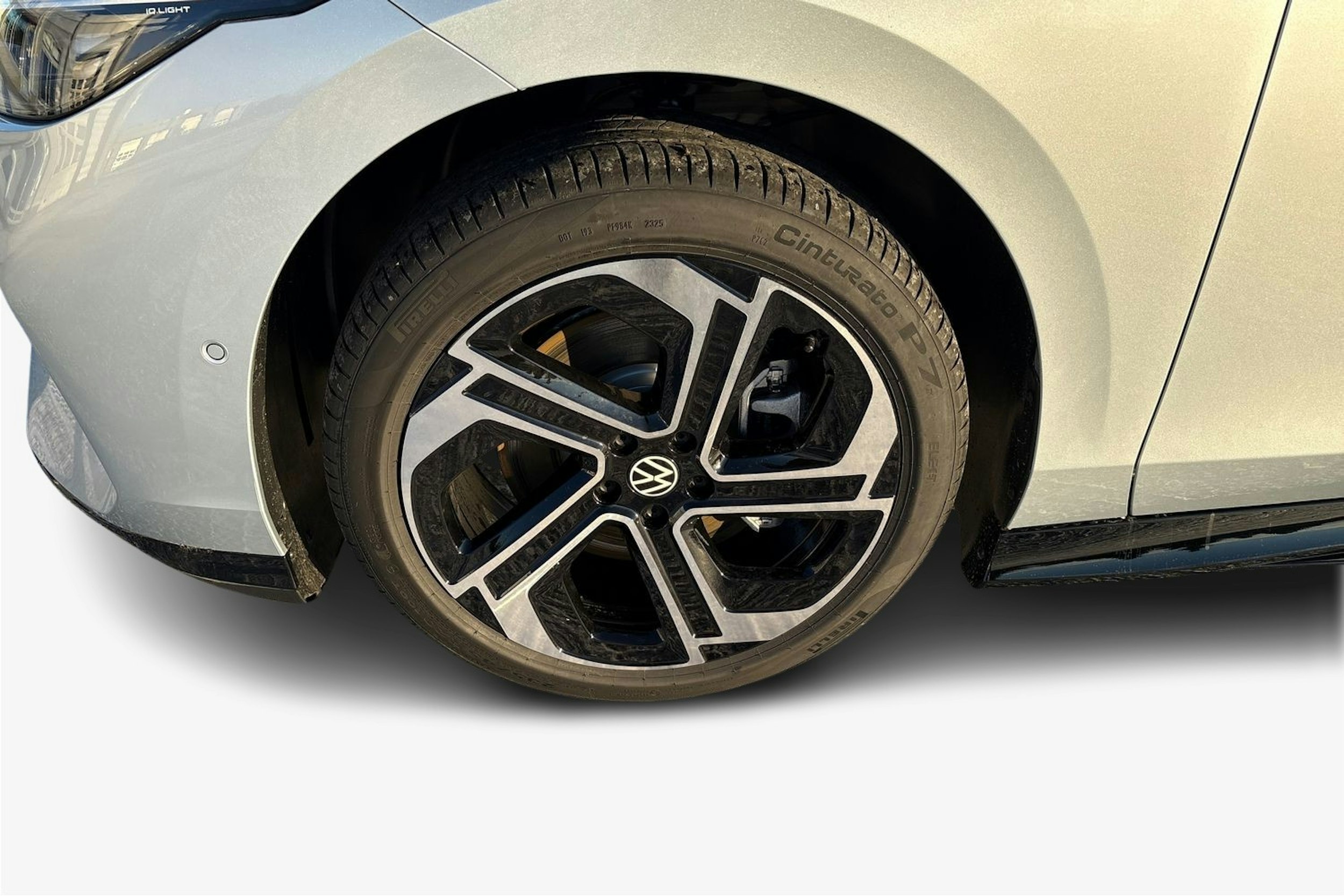 harmaa Volkswagen ID.7 2025 kuva 9.