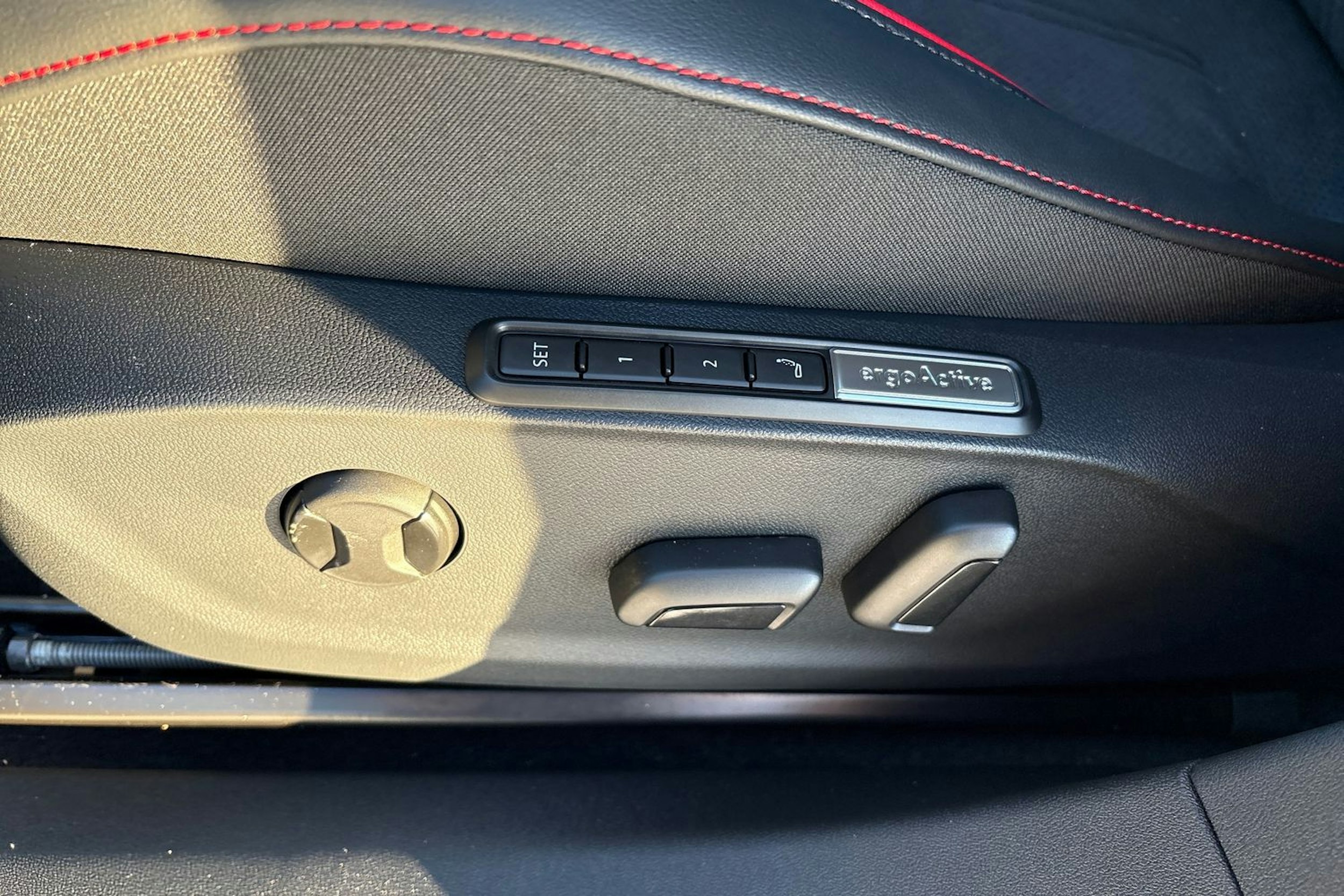 harmaa Volkswagen ID.7 2025 kuva 11.