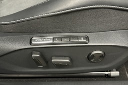 valkoinen Volkswagen ID.7 2025 kuva 19.