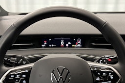 valkoinen Volkswagen ID.7 2025 kuva 23.